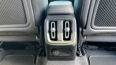 Volvo Xc40 2.0 T4 R DESIGN Pro 5dr AWD Geartronic Petrol Estate